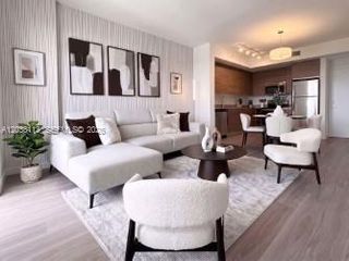 315 NW 27th Avenue 303, Miami, FL 33125