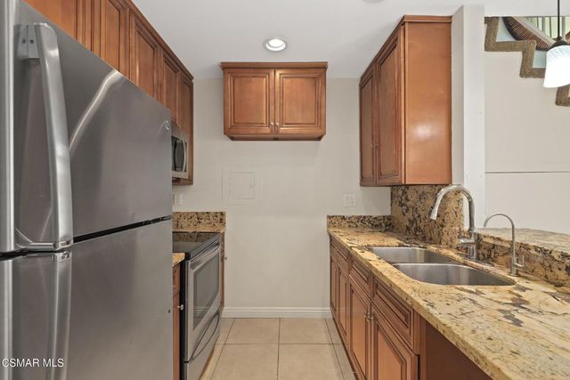 240 E Surfside Drive, Port Hueneme, CA 93041