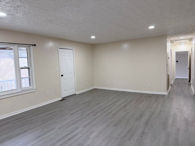 125 Pikeview Lane Pikeview Lane, Albany, KY 42602