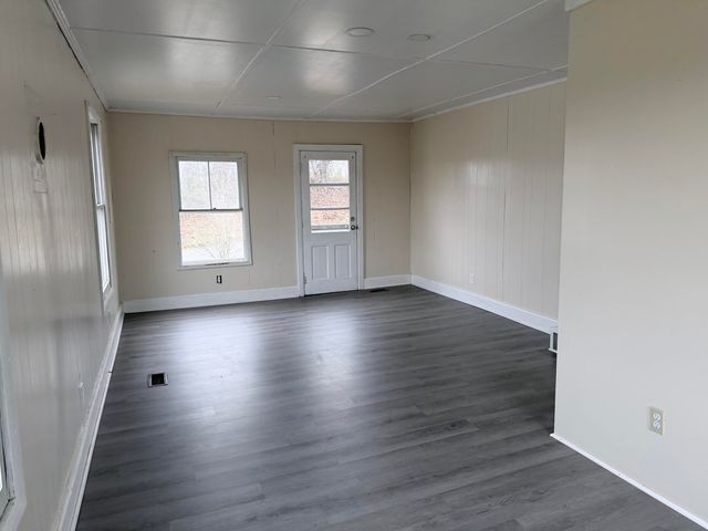 125 Pikeview Lane Pikeview Lane, Albany, KY 42602