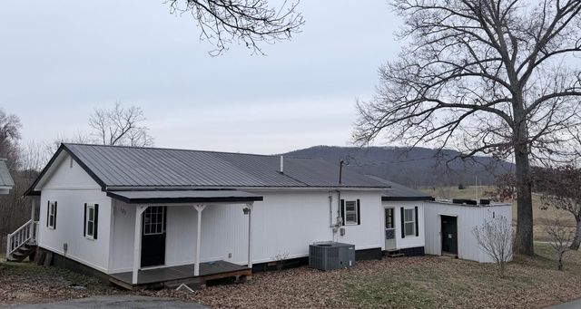 125 Pikeview Lane Pikeview Lane, Albany, KY 42602