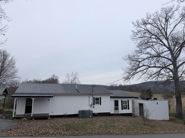 125 Pikeview Lane Pikeview Lane, Albany, KY 42602