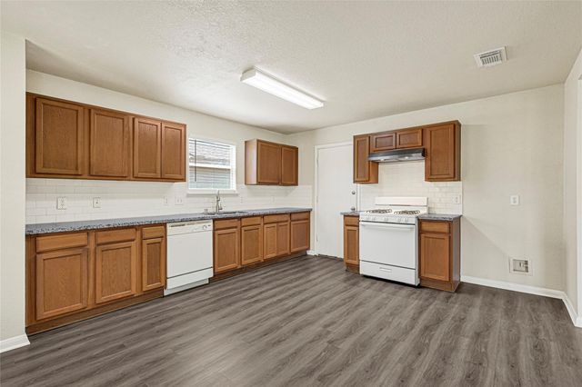 29402 Legends Stone Drive, Spring, TX 77386