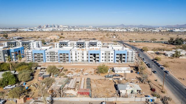 3638 S 12TH Street, Phoenix, AZ 85040