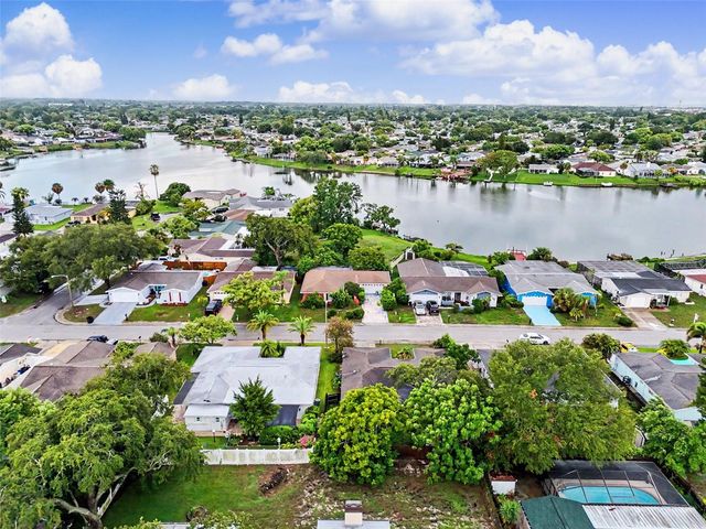 9641 LAKESIDE LANE, Port Richey, FL 34668