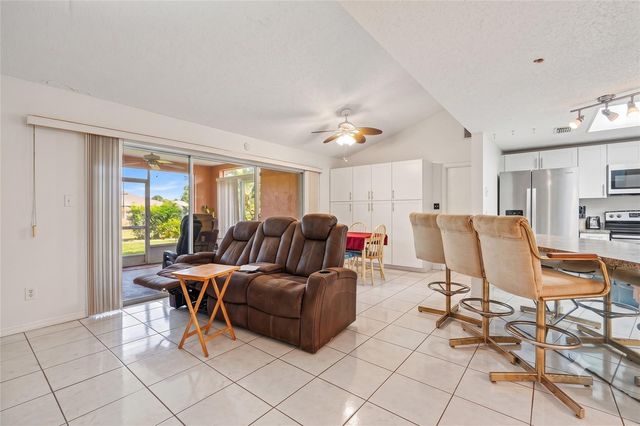 9641 LAKESIDE LANE, Port Richey, FL 34668