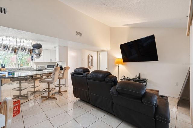 9641 LAKESIDE LANE, Port Richey, FL 34668