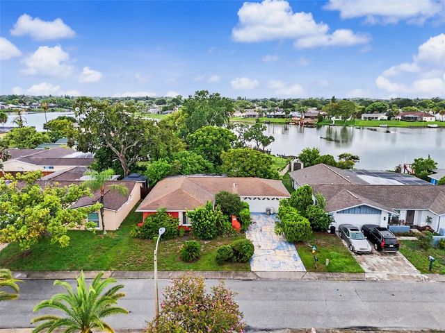 9641 LAKESIDE LANE, Port Richey, FL 34668