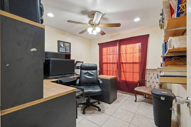 9641 LAKESIDE LANE, Port Richey, FL 34668