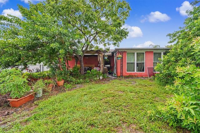 9641 LAKESIDE LANE, Port Richey, FL 34668