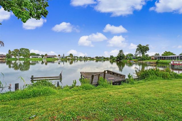 9641 LAKESIDE LANE, Port Richey, FL 34668