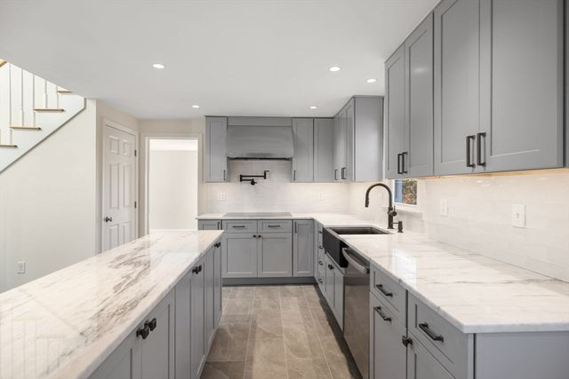 1 Shore Drive, Harwich, MA 02645
