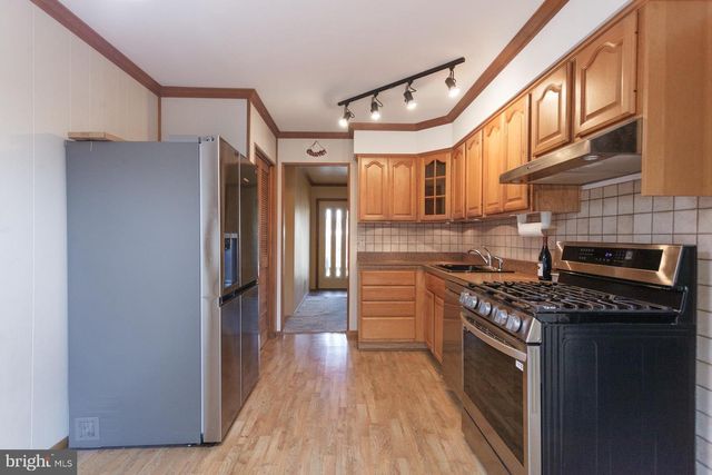 514 DREXEL RD, Fairless Hills, PA 19030