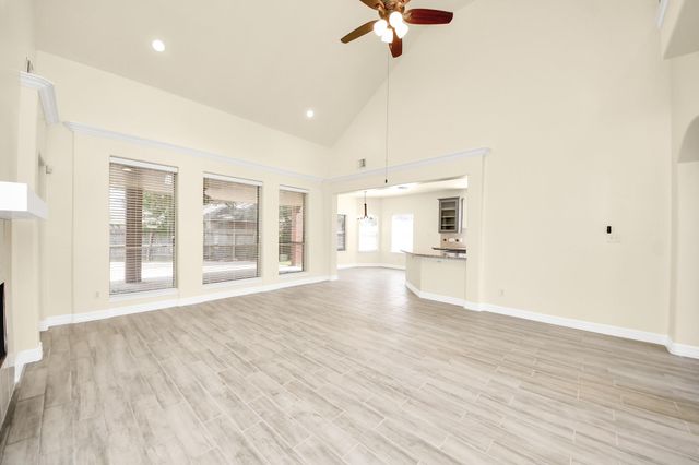214 Willards Way, Stafford, TX 77477