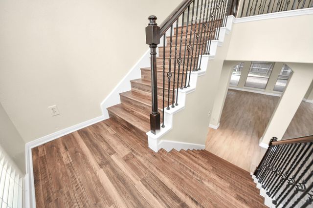 214 Willards Way, Stafford, TX 77477
