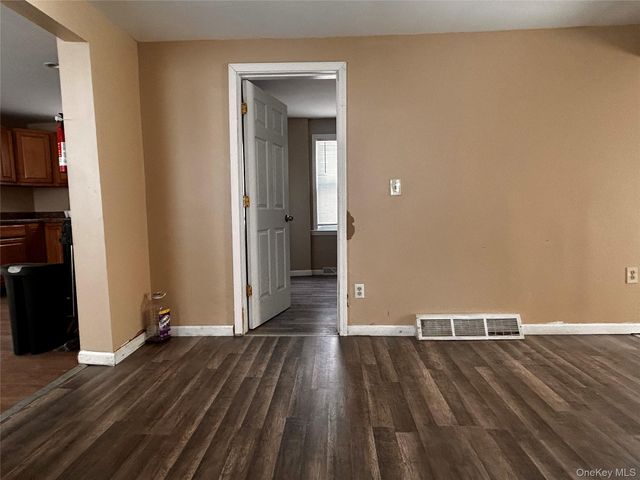 114 Dupont Avenue, Newburgh, NY 12550