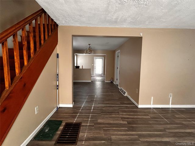 114 Dupont Avenue, Newburgh, NY 12550