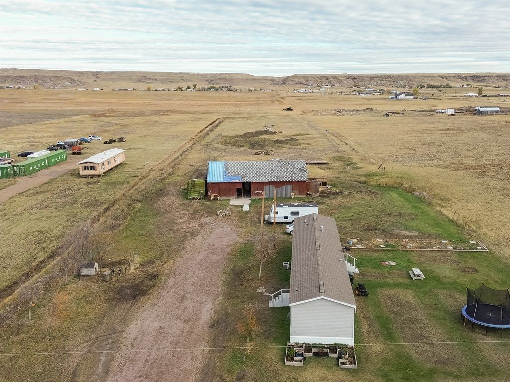 63 E Country Lane, Great Falls, MT 59404 photo 2