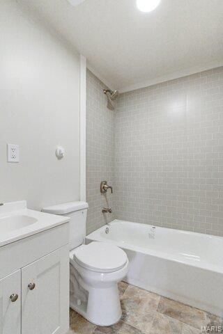 512 W Cherry Street, Winfield, MO 63389