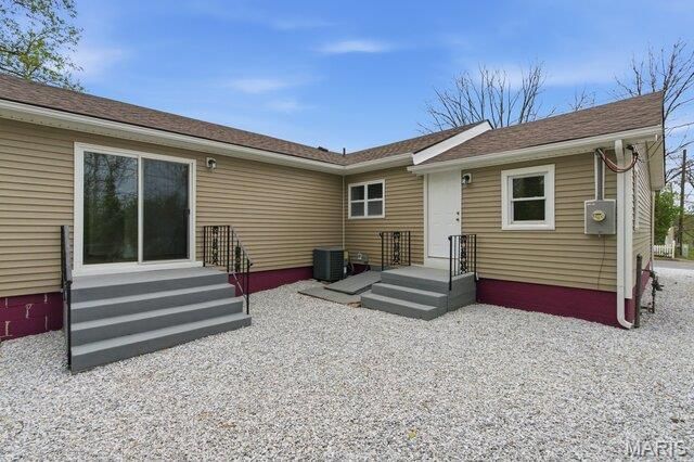 512 W Cherry Street, Winfield, MO 63389