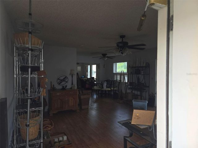 211 RICKENBACKER DRIVE, Sun City Center, FL 33573