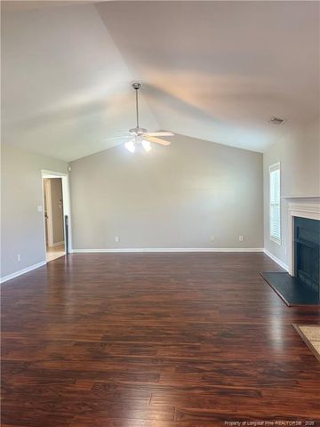 136 Bennington Drive, Raeford, NC 28376
