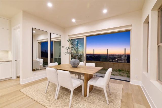 109 Oakstone, Irvine, CA 92618