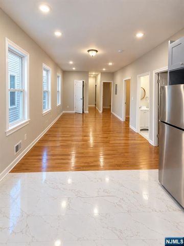 68 Arch Street, Paterson, NJ 07522