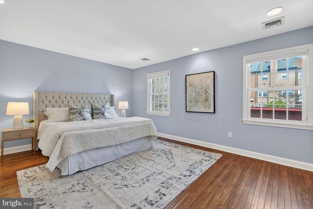 5309 SHERIER PL NW, Washington, DC 20016