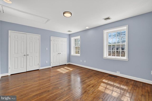 5309 SHERIER PL NW, Washington, DC 20016