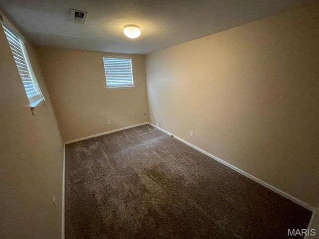 1501 Vicksburg Drive, Belleville, IL 62221