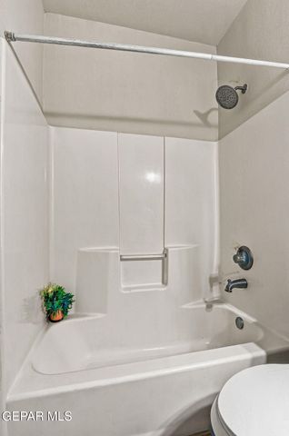 6781 PARQUE DEL SOL Drive, El Paso, TX 79911