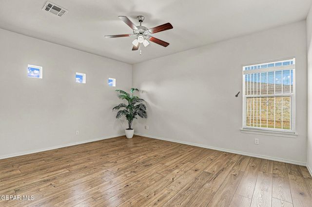 6781 PARQUE DEL SOL Drive, El Paso, TX 79911