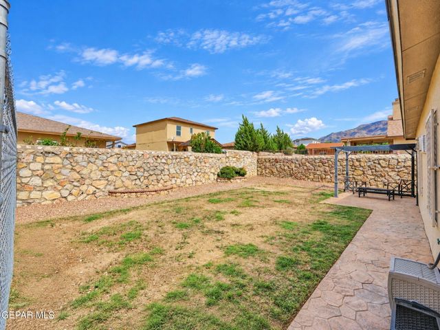 6781 PARQUE DEL SOL Drive, El Paso, TX 79911