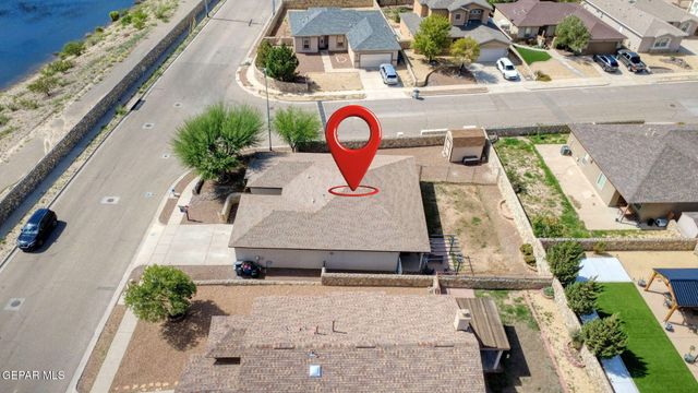 6781 PARQUE DEL SOL Drive, El Paso, TX 79911