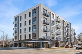 839 Madison Street 201, Oak Park, IL 60302