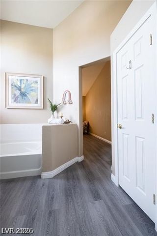 11215 Ivybridge Avenue, Las Vegas, NV 89138