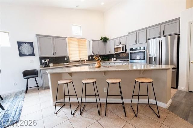 11215 Ivybridge Avenue, Las Vegas, NV 89138