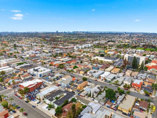 4133-37 Van Dyke Avenue, San Diego, CA 92105