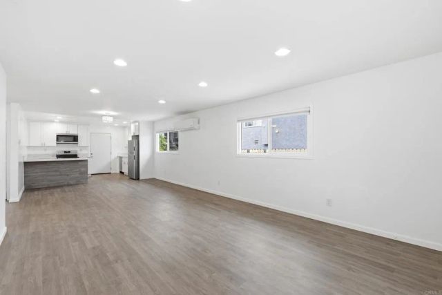4133-37 Van Dyke Avenue, San Diego, CA 92105