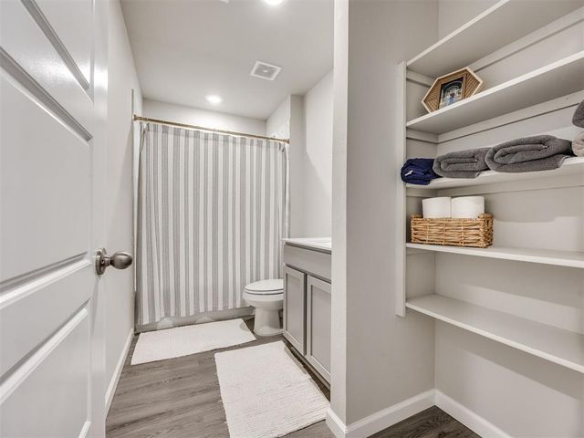 4137 Sara Park Drive, Mustang, OK 73064