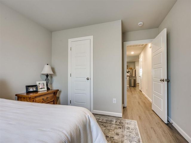 4137 Sara Park Drive, Mustang, OK 73064