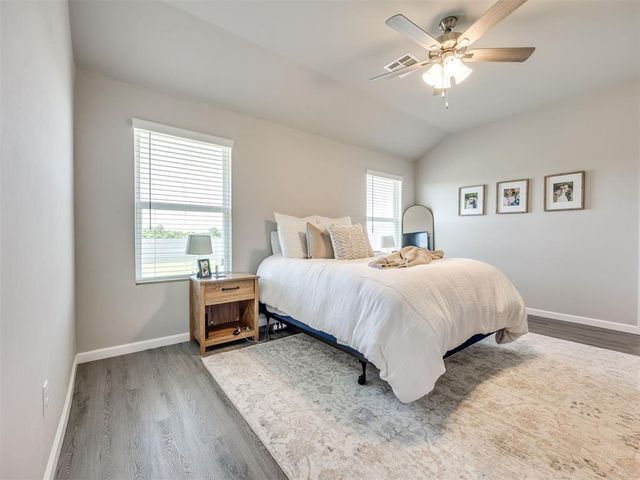 4137 Sara Park Drive, Mustang, OK 73064