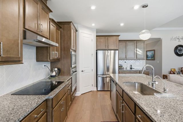 321 Bear Way, Hoschton, GA 30548