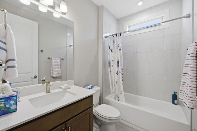 321 Bear Way, Hoschton, GA 30548