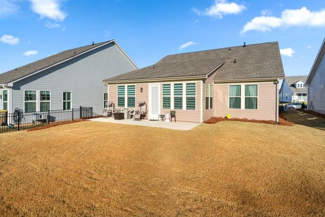 321 Bear Way, Hoschton, GA 30548