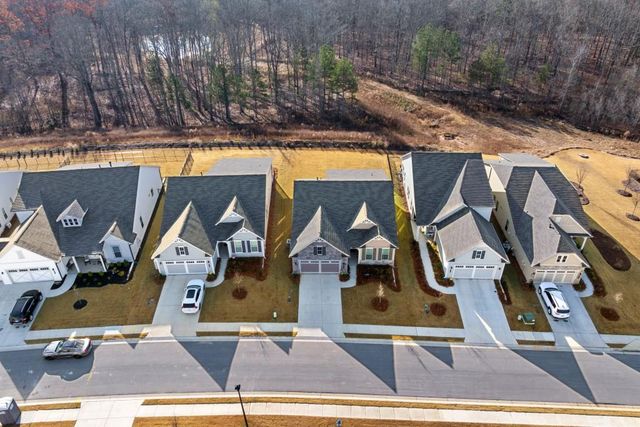 321 Bear Way, Hoschton, GA 30548