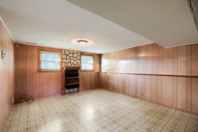 5839 Edward Drive, Oak Forest, IL 60452