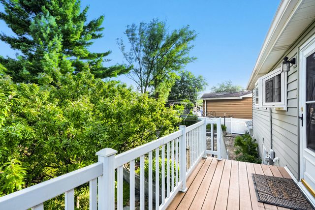 5839 Edward Drive, Oak Forest, IL 60452