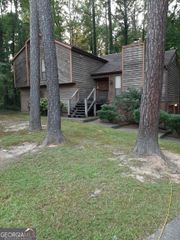 7541 Raleigh Lane, Jonesboro, GA 30236